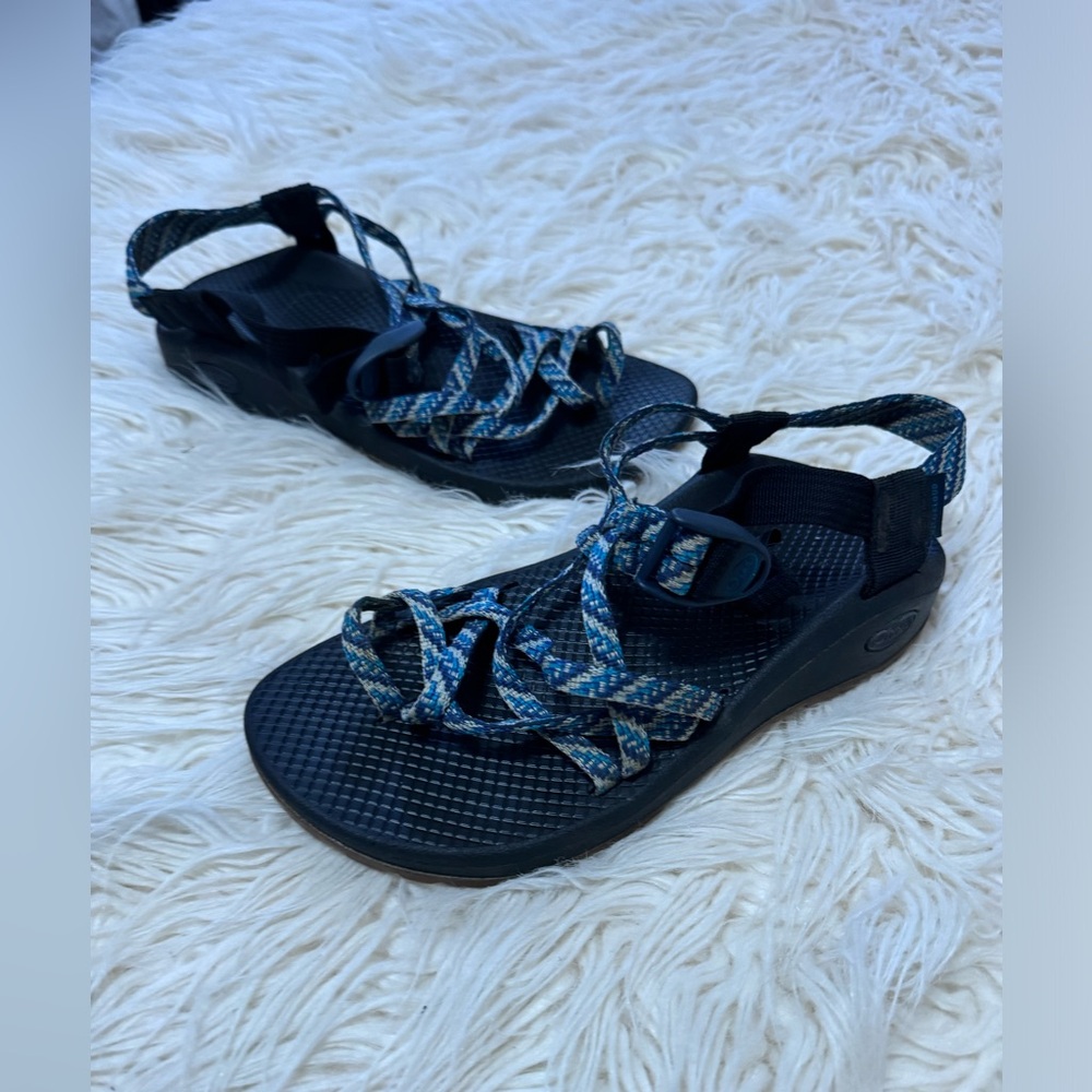 Chaco’s WOMEN'S ZX/2 CLOUD DUAL ADJUSTABLE STRAPS WIDE-WIDTH CUSHIONED SANDAL 8W